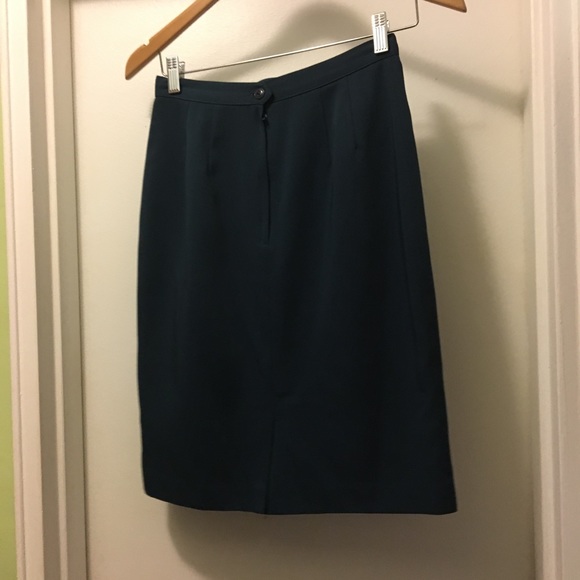 Womens Petite Navy Blue Skirt - Picture 2 of 4
